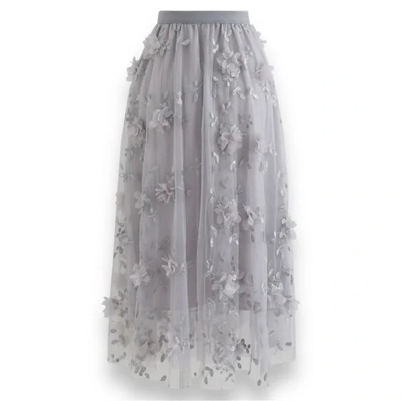 Luxe 3D Mesh Flower Embroidered Tulle Midi Skirt In Grey Large - Picture 2 of 4